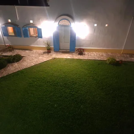Villino Tronchetto Bianco 4*