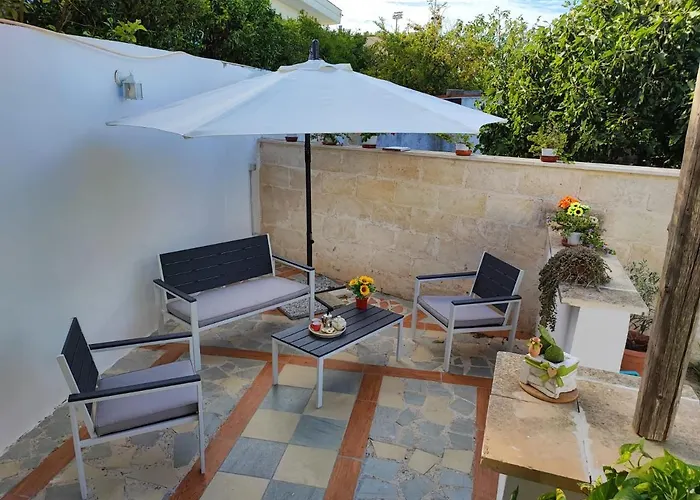 Bed and Breakfast Villino Tronchetto Bianco 4*