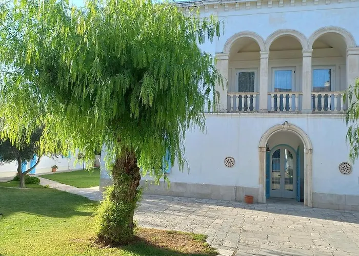 Villino Tronchetto Bianco Bed and Breakfast 4*